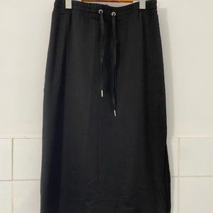 Marilou Wolfe black skirt